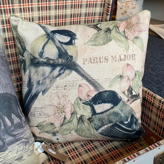 Cushion with bird print