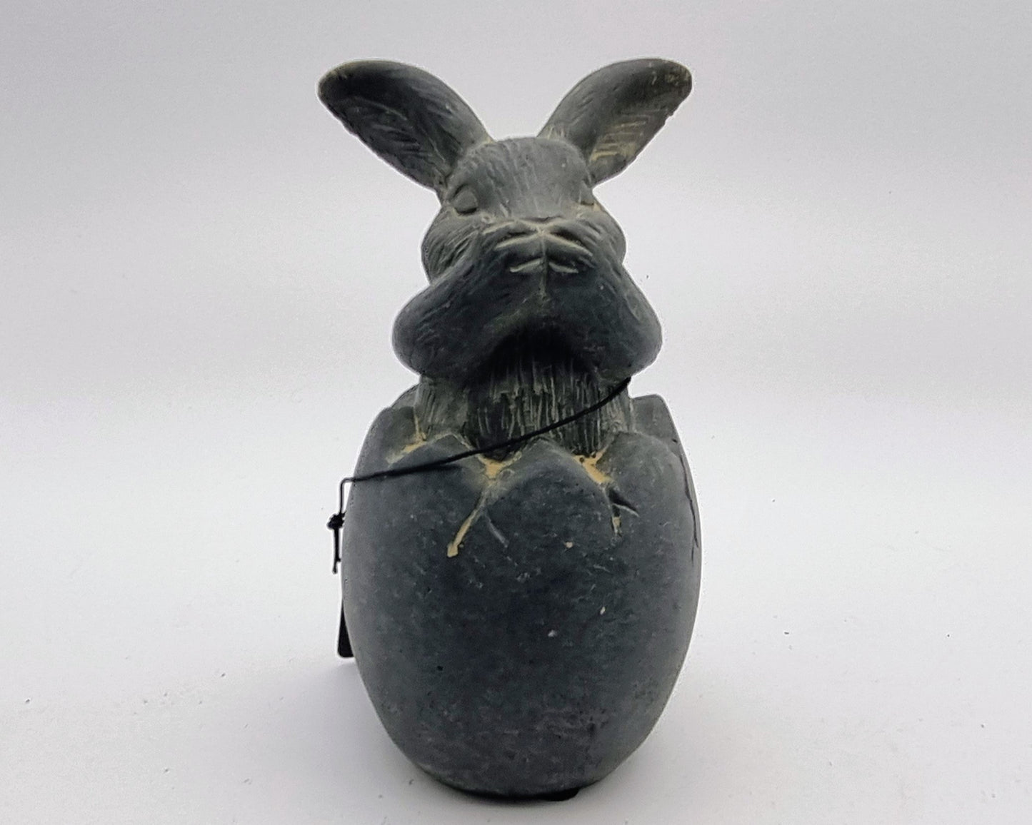 Bild: Hase aus dem Ei